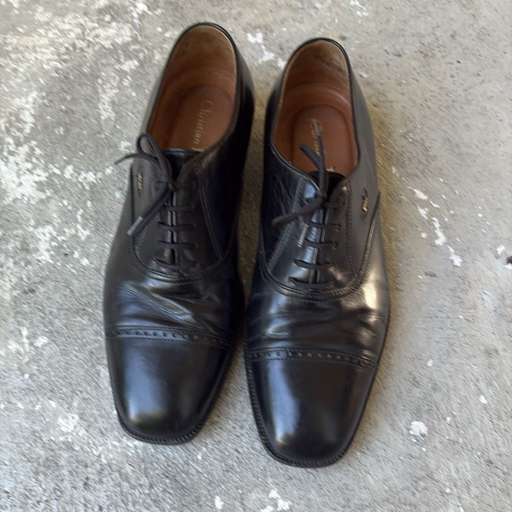 Dior Men's Classic Black Oxfords - Picture 3 of 9